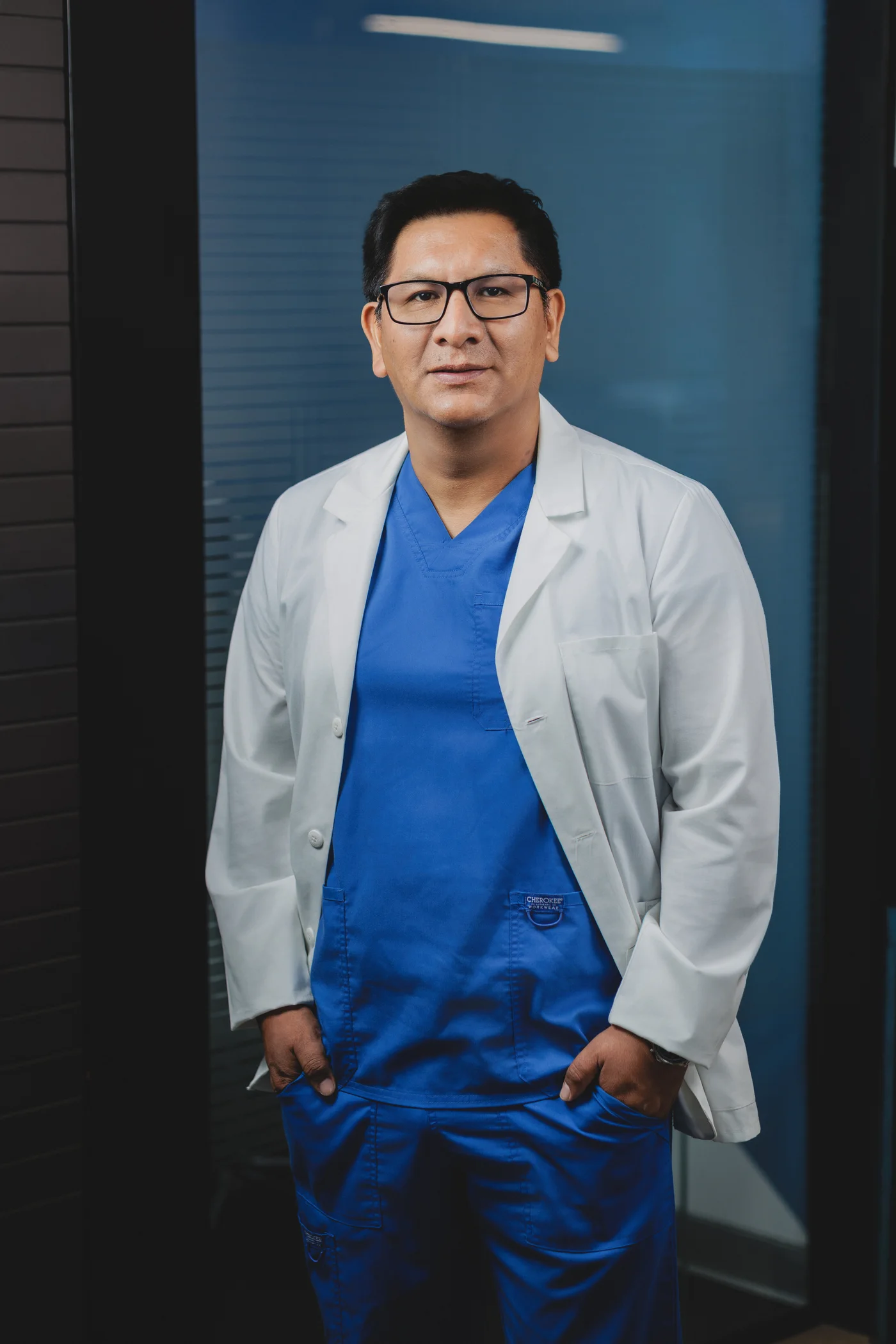 Dr. Guido Pérez Chipana, especialista en ginecología y obstetricia en Lince